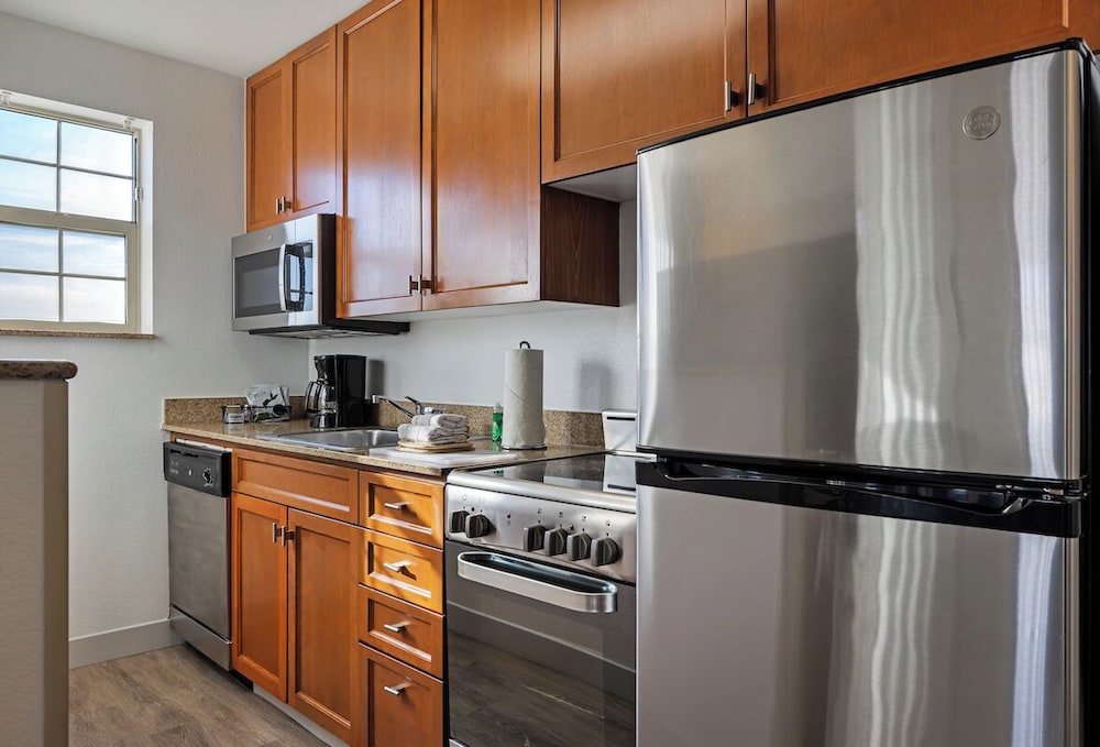 TownePlace Suites by Marriott Ontario Airport - photo 20
