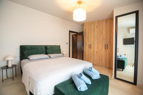 Zafirakis Suites Amaliada — 4-Star Luxury Hotel in Amaliada, Greece