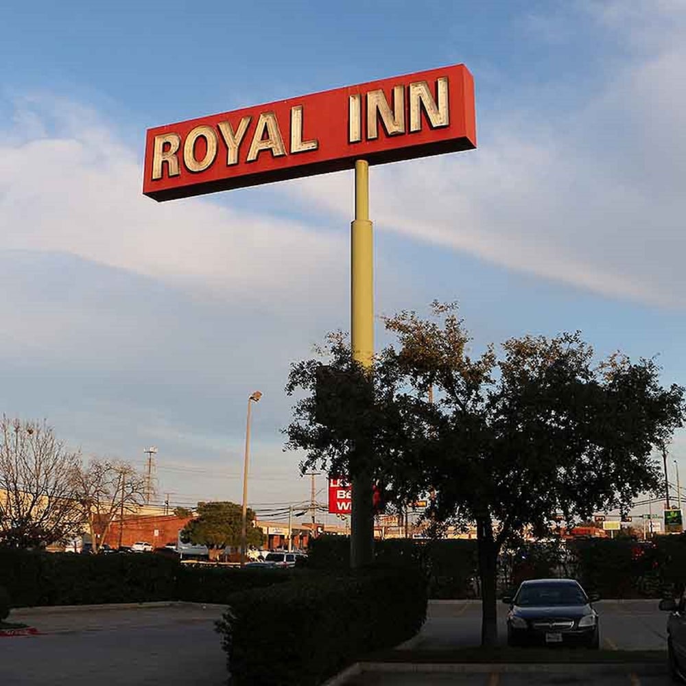 Royal Inn Dallas NW - photo 14