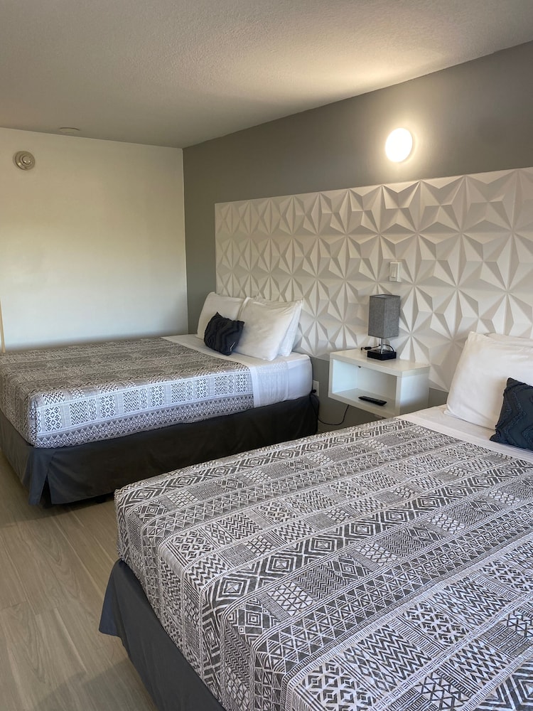 A & S Vacation Rooms - photo 14