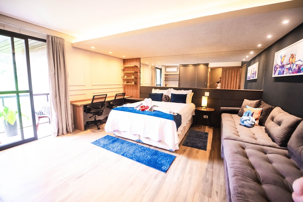 Loft Lindo Com Ar Condic Wifi Perto de Capivari — 4-Star Luxury Hotel in Campos Do Jordao, Brasil