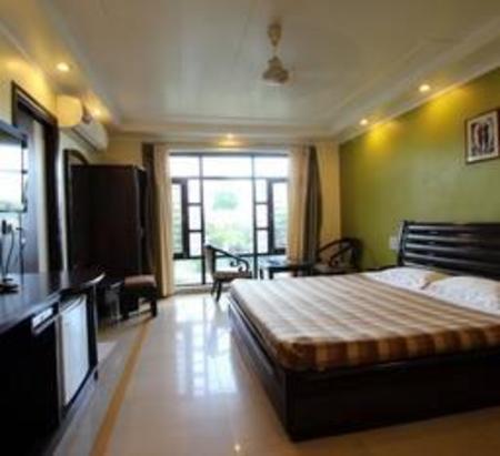 HG Grandiose Hotel in Abu, India