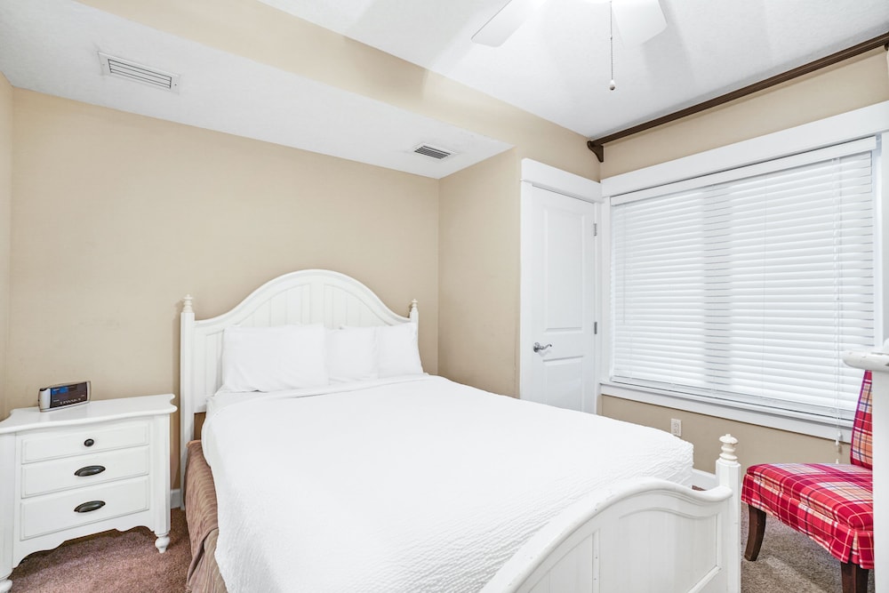 Grand Panama Beach Resort by Panhandle Getaways - photo 10