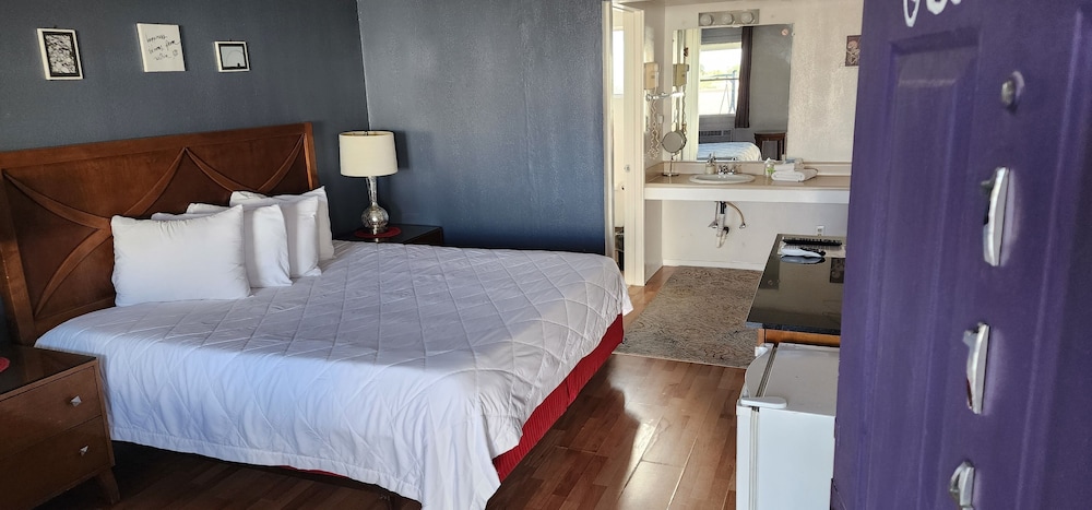 Rose's Motel - photo 36