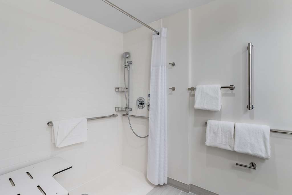 Comfort Inn Marina on the Monterey Bay - photo 14