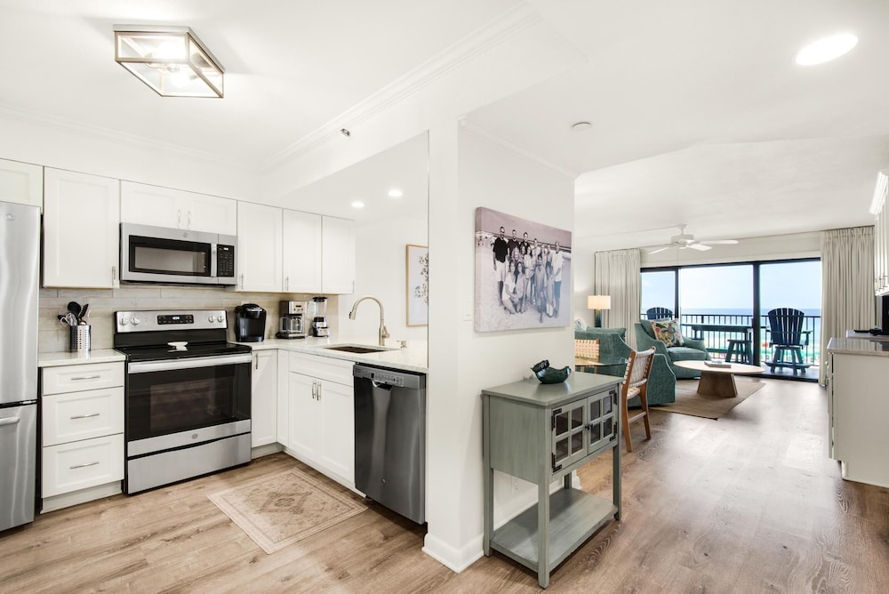 Emerald Towers 305 - photo 24