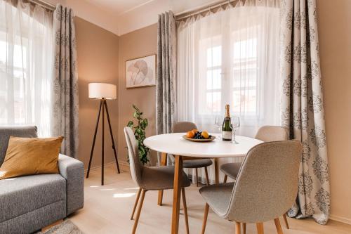 King s Road Residence — 4-Star Luxury Hotel in Prague, Czech Republic