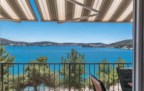 Pet Friendly Apartment In Rogoznica — 4-Star Luxury Hotel in Rogoznica, Croatia