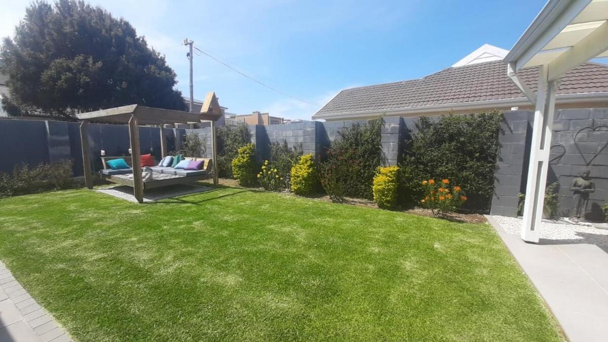 Flow - carbon neutral hotel in Hermanus