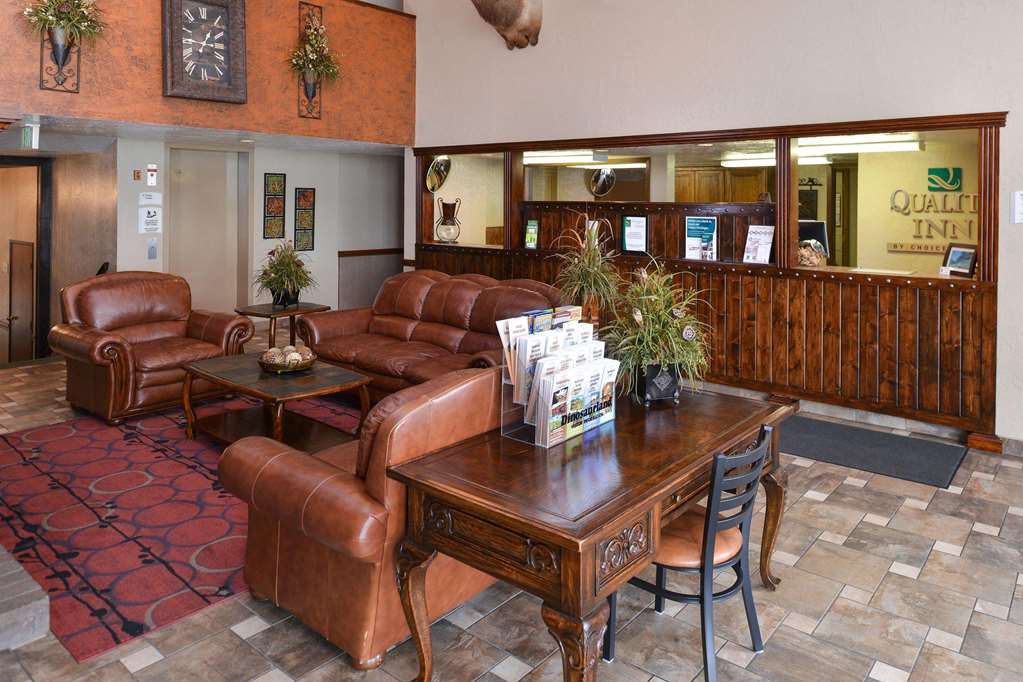 Quality Inn Vernal near Dinosaur National Monument - photo 5