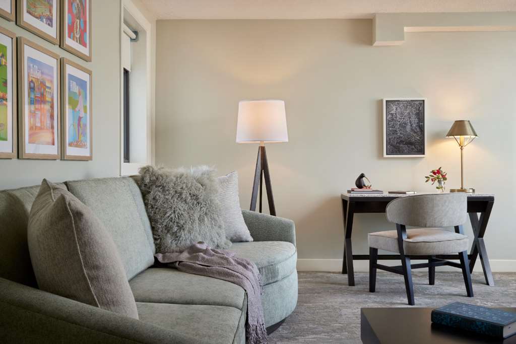 Capitol Hill Hotel - photo 10