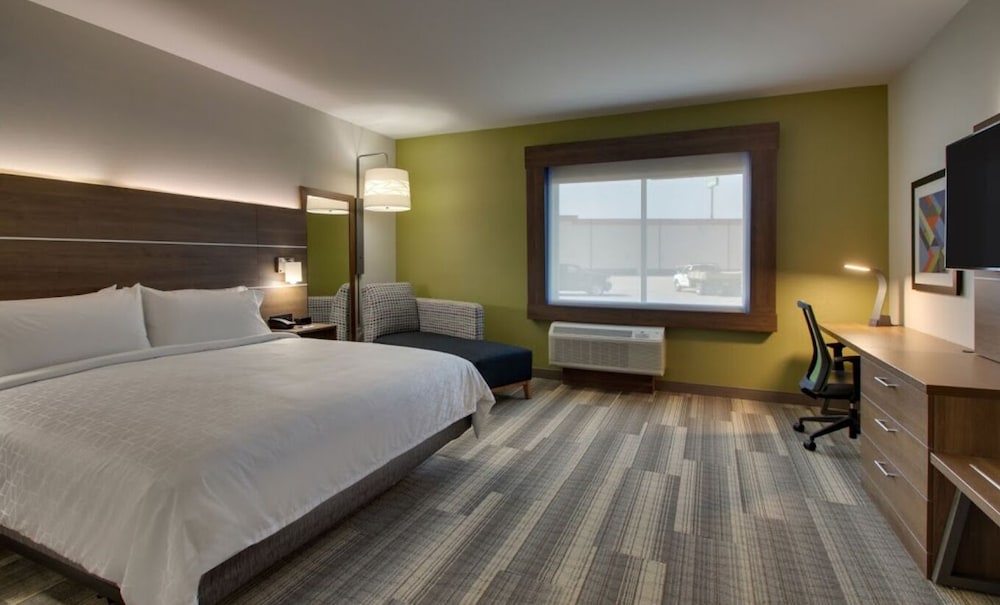 Holiday Inn Express & Suites Kokomo South by IHG - photo 12