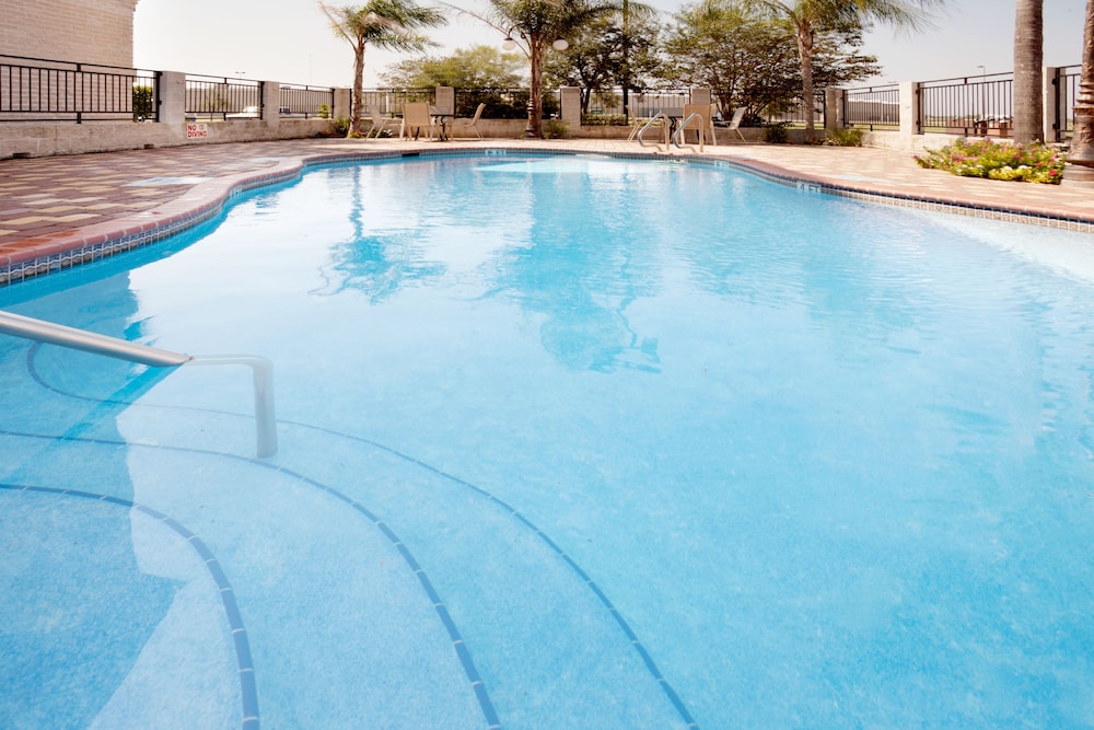 Holiday Inn Express & Suites Alice by IHG - photo 25