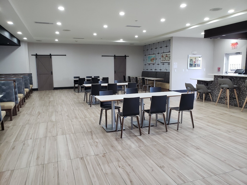 Holiday Inn Southaven Central Memphis by IHG - photo 58