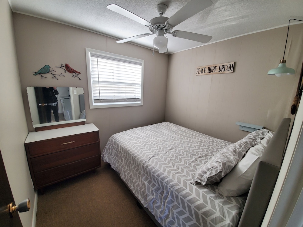 Lake Breeze Resort - photo 26