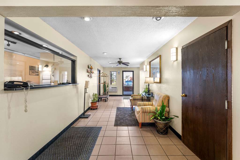 Americas Best Value Inn Decatur IL - photo 6