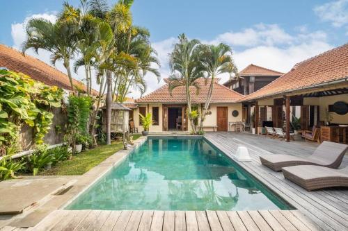 Gorgeous 4 BR Villa in Canggu — 4-Star Luxury Hotel in Canggu, Indonesia