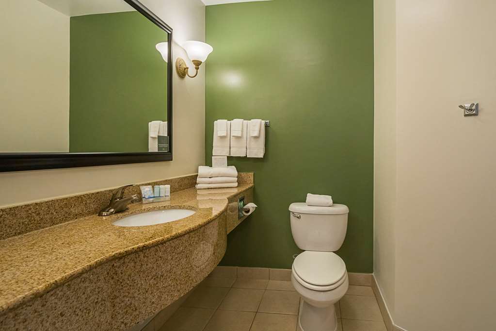 Sleep Inn & Suites Manchester near Arnold AFB - photo 14