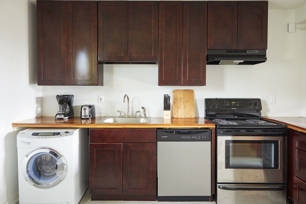 Spacious 1BR in Mid City by Sonder - photo 11