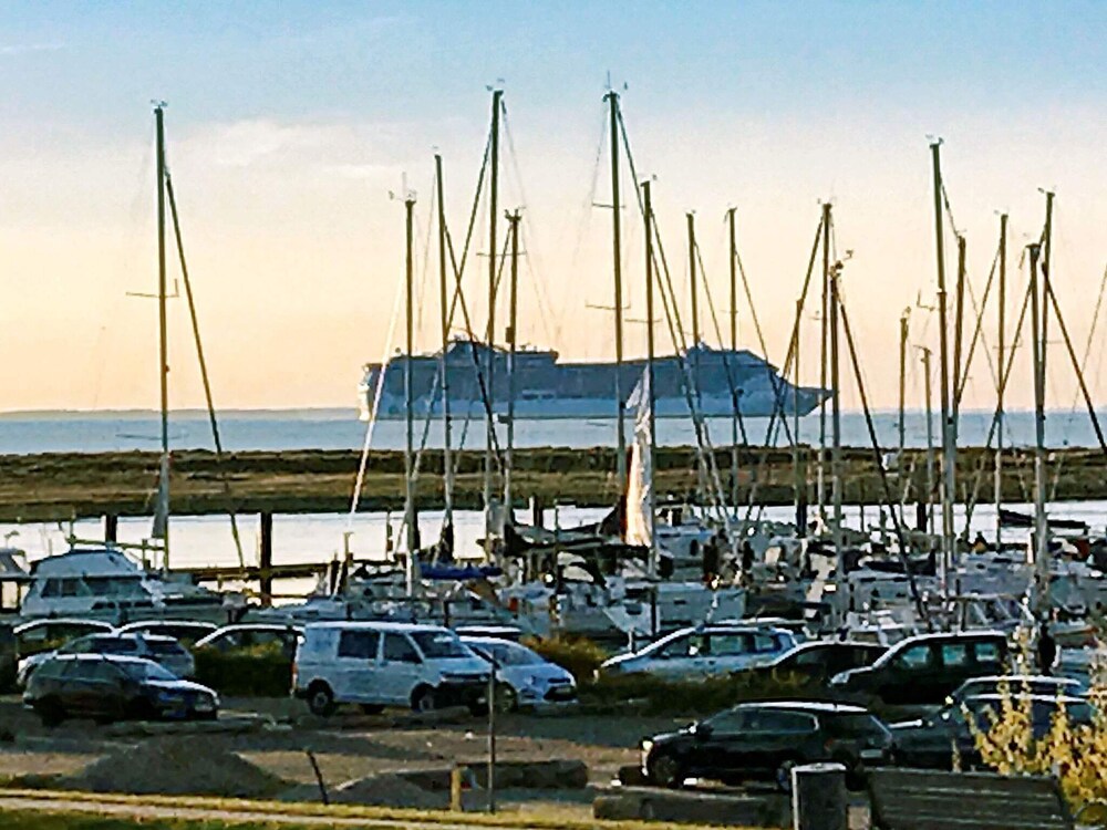 Ferienhaus Dünenvilla Ostseeblick Marina Wendtorf — 4-Star Luxury Hotel in Wendtorf, Germany