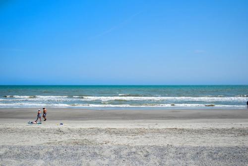A Pirate's Paradise by Oak Island Accommodations - photo 22