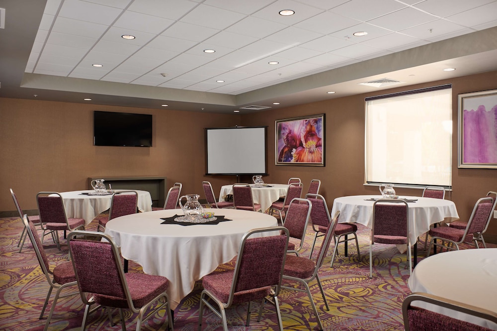 Hampton Inn Sherwood Portland - photo 26