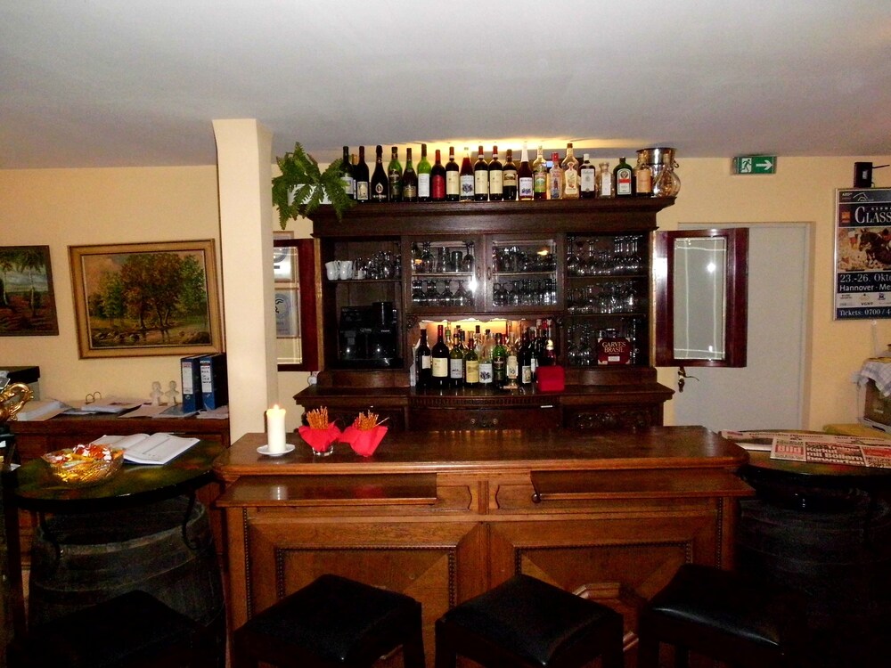 Hotel Bar