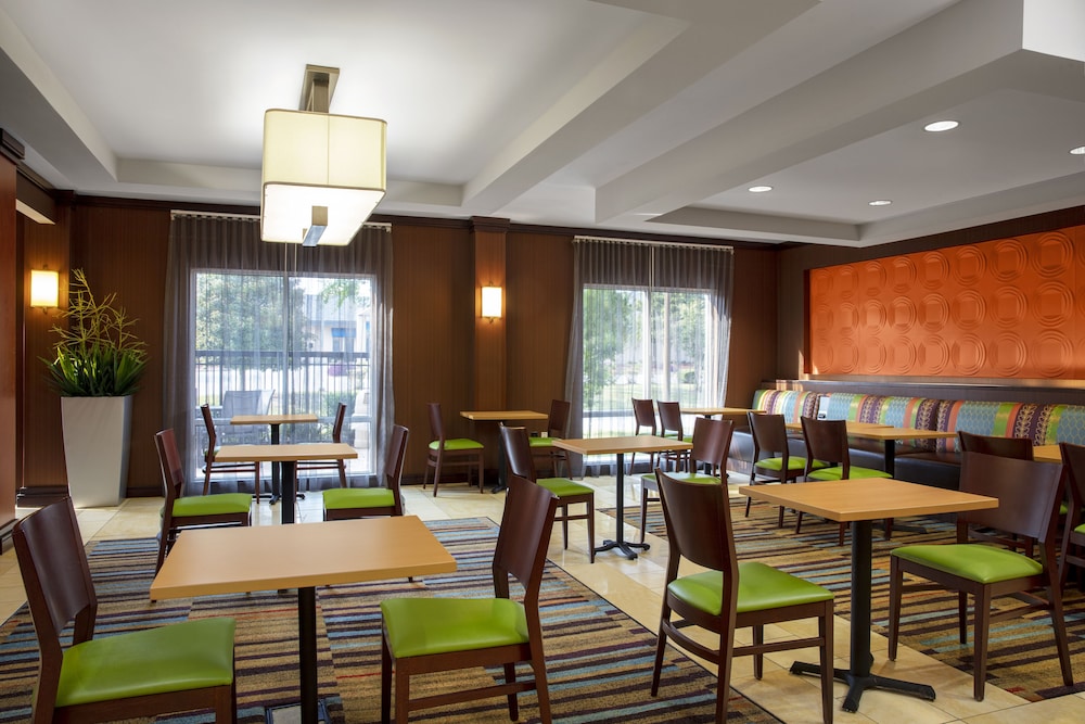 Fairfield Inn & Suites by Marriott Augusta - photo 37