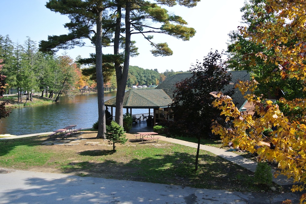 Alpine Lake RV Resort - photo 13