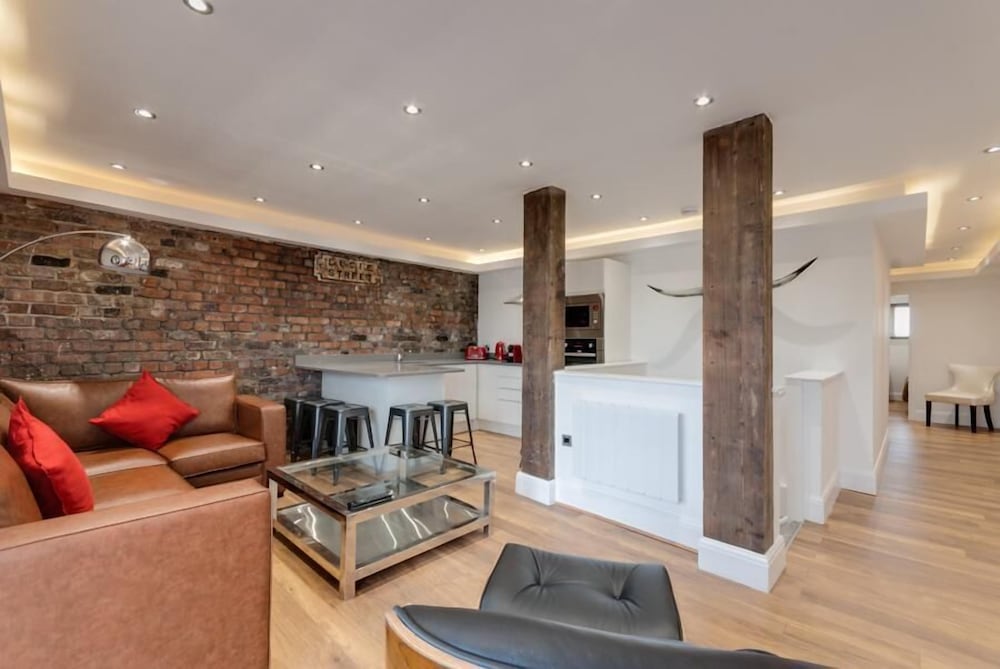 The Picture House Apartments — 4-Star Luxury Hotel in Liverpool, United Kingdom