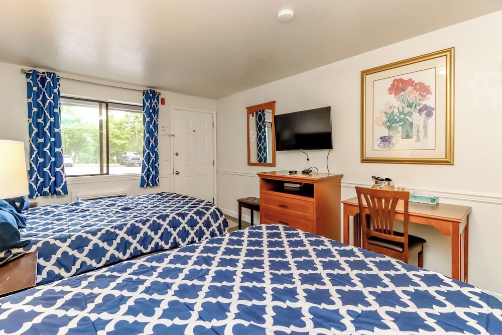 Belfair Motel - photo 11