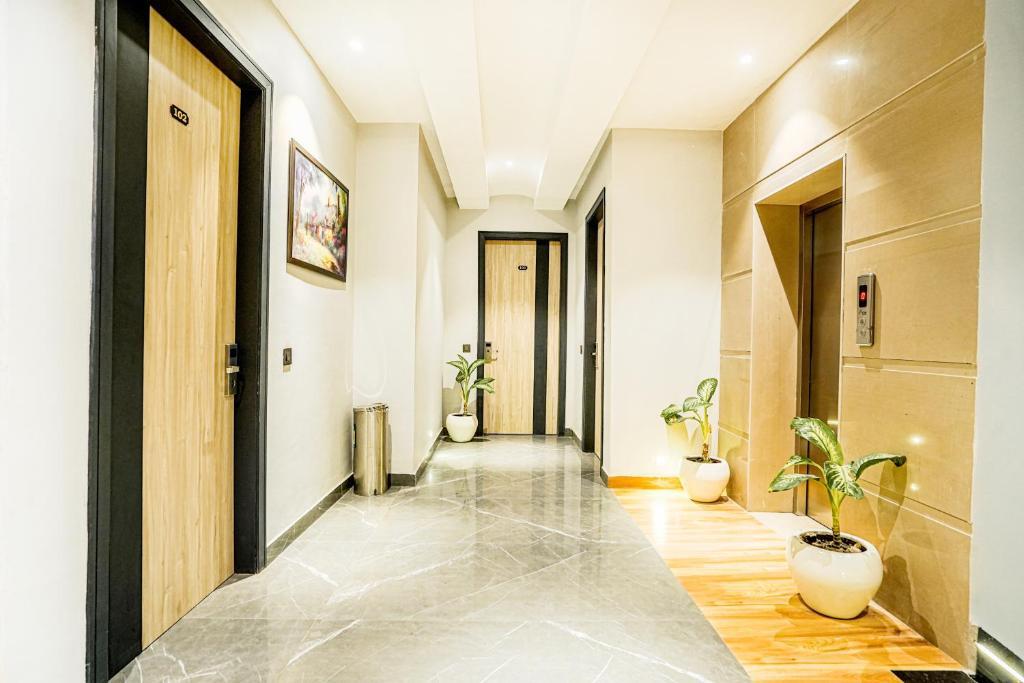 Hotel Grand Cabbana By Levelup Hotels