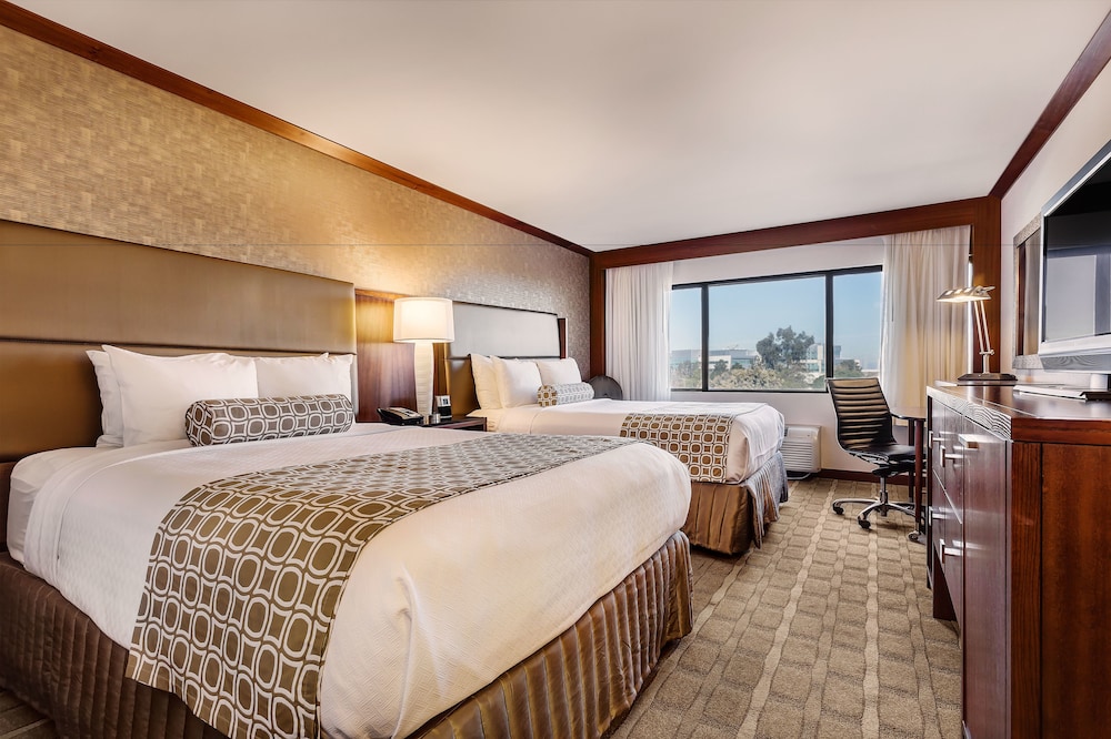 Crowne Plaza Hotel Foster City San Mateo by IHG - photo 5