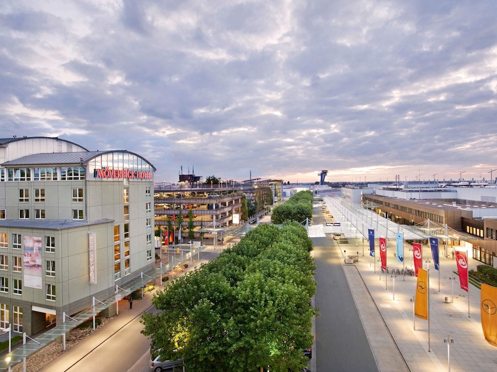 Mövenpick Hotel Nuernberg Airport — 4-Star Luxury Hotel in Nuernberg, Germany