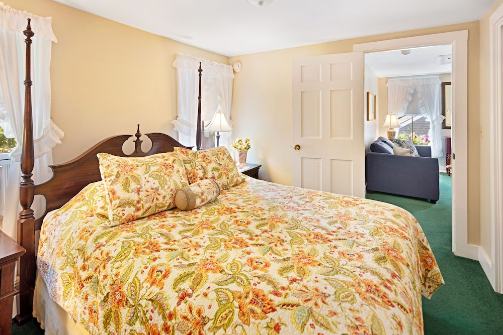 The Lightkeepers Inn - photo 9