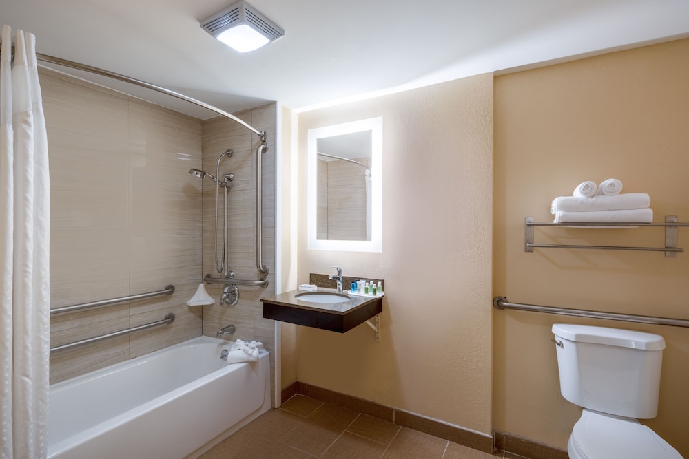 Holiday Inn Poughkeepsie by IHG - photo 24