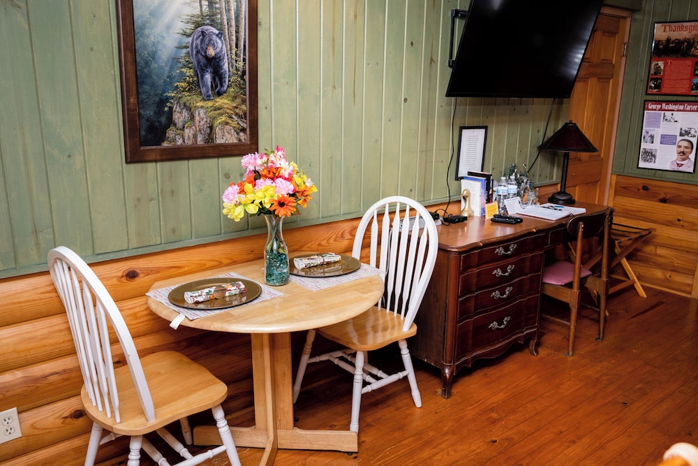 Mountain Aire Cottages & Inn - photo 112