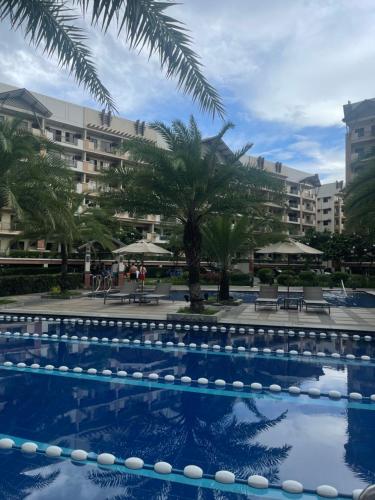 Family Suite w Centralized AC nr Ayala Mall Feliz — 4-Star Luxury Hotel in Manila, Philippines