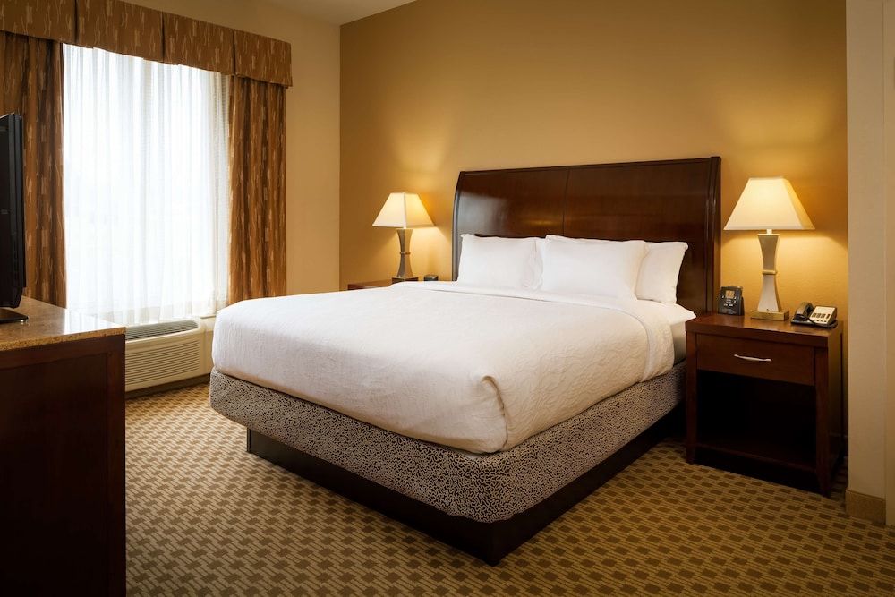 Hilton Garden Inn Cincinnati Blue Ash - photo 9