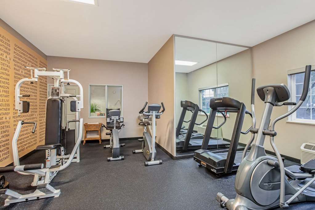La Quinta Inn & Suites by Wyndham Modesto Salida - photo 9