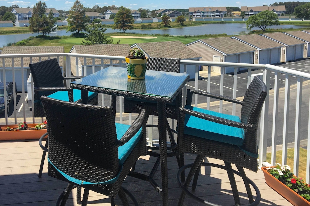 Ocean View Resort Condo w Pool Access & Bay Views - photo 26