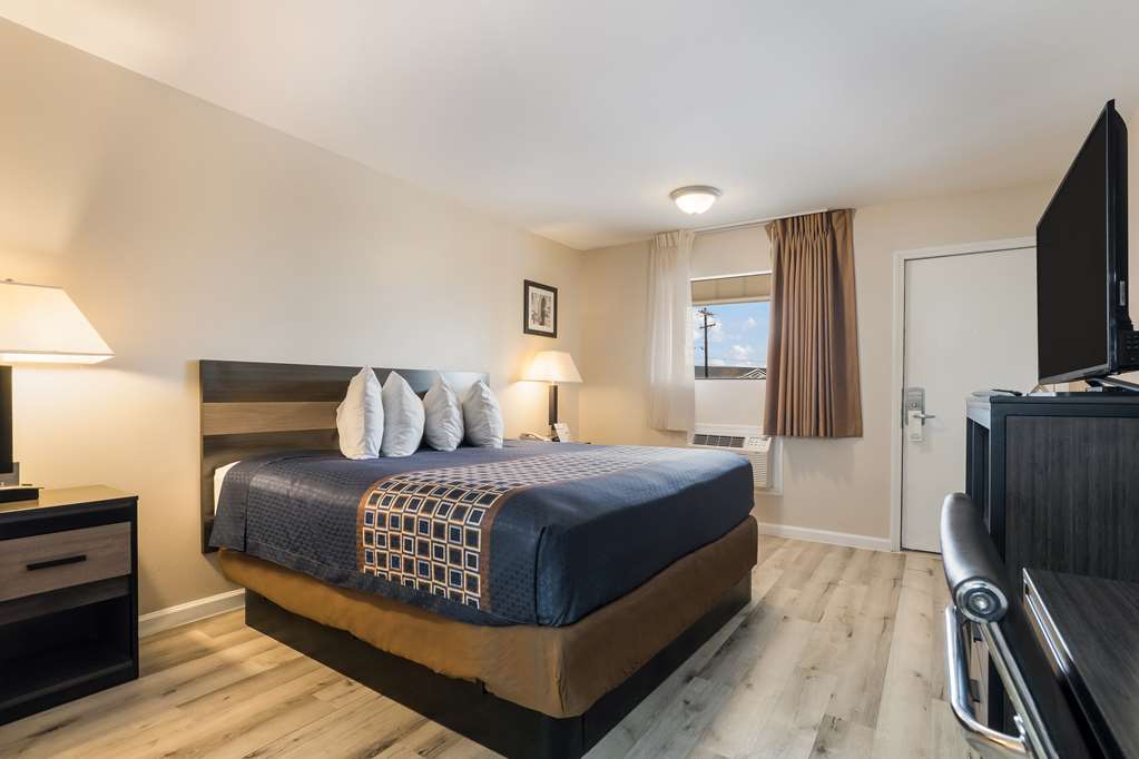 Americas Best Value Inn Refugio - photo 12