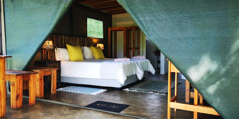Kingfisher Bush Lodge — 4-Star Luxury Hotel in Durban, South Africa