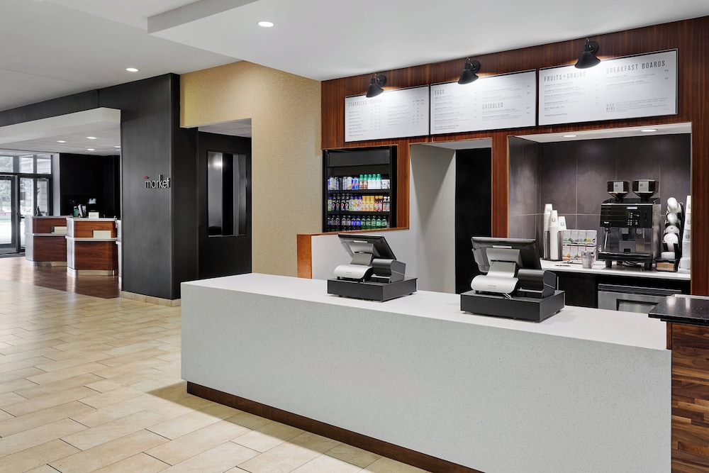 Courtyard by Marriott Milwaukee Downtown - photo 27