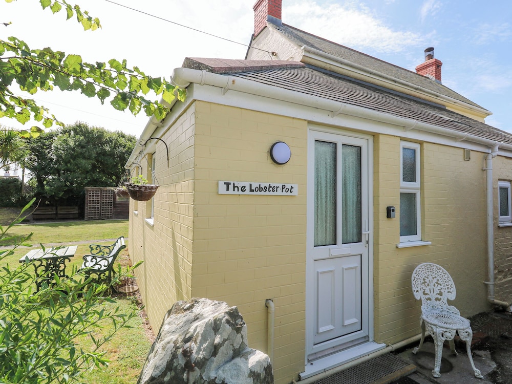 The Lobster Pot — 4-Star Luxury Hotel in Helston, United Kingdom