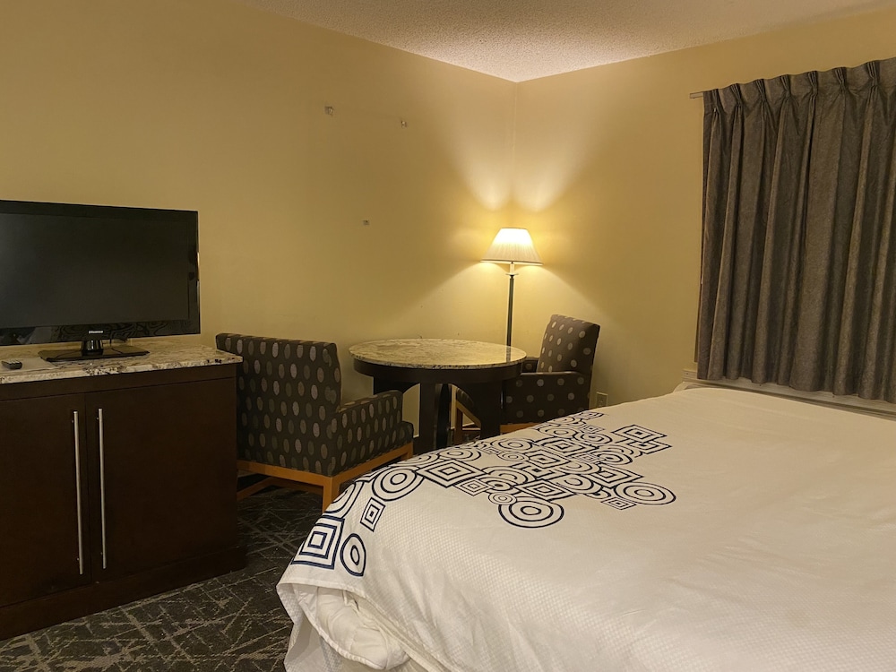 Knights Inn & Suites Dublin - photo 9