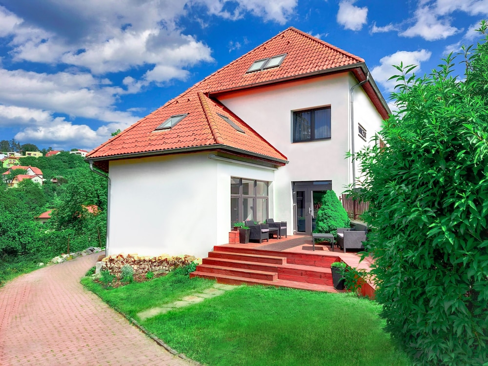 Vincent - carbon neutral hotel in Luhacovice