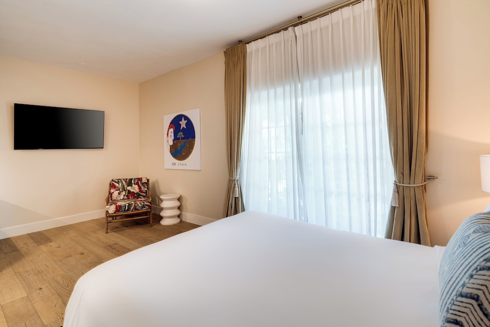The Savoy Hotel & Beach Club - photo 18
