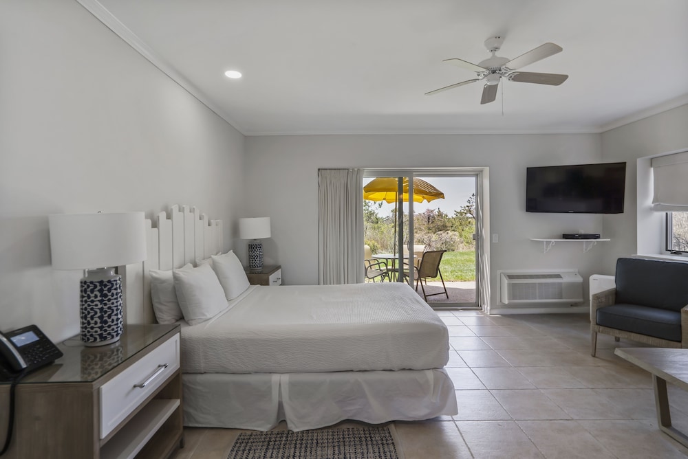 Windward Shores Ocean Resort - photo 32