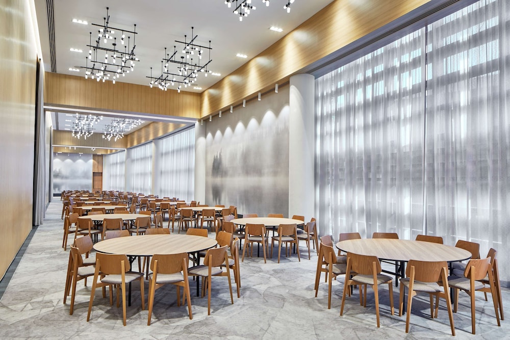 Embassy Suites by Hilton Nashville Downtown - photo 83